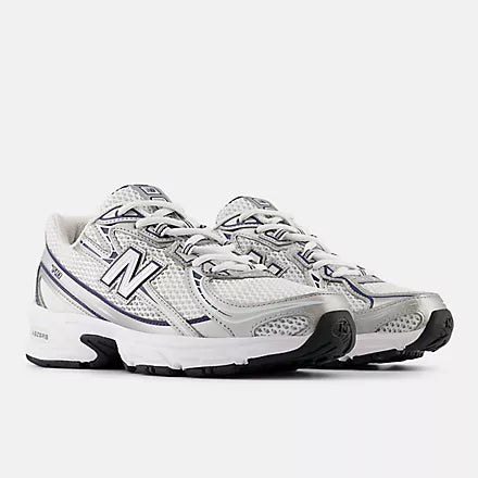 New Balance 740 1.1